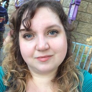 Meet your Posher, Alaina